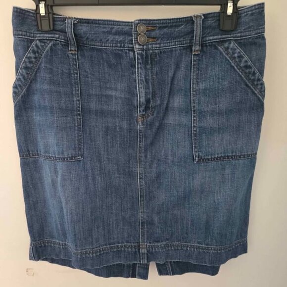 LOFT Denim Skirt Size 14 with Utility Pockets Short-Knee Length - Picture 1 of 4